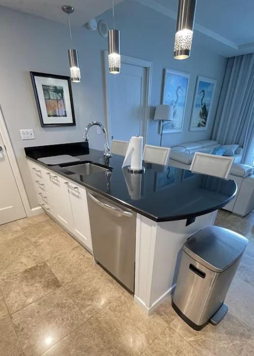 Oceanfront Palm Beach Resort & Spa Singer Island 리비에라비치 객실 사진